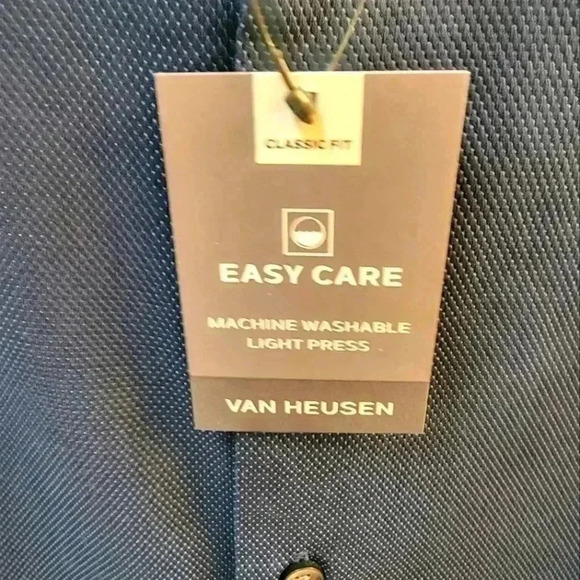 Van Heusen Men's Long Sleeve Button down Shirt Size Medium - Picture 3 of 5